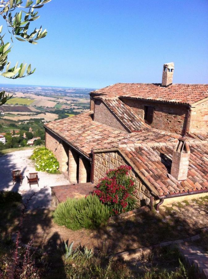 L'Infinito Bed & Breakfast Mombaroccio Exterior photo